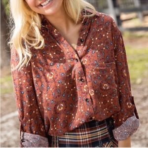 Natural Life CeCe crinkle button down